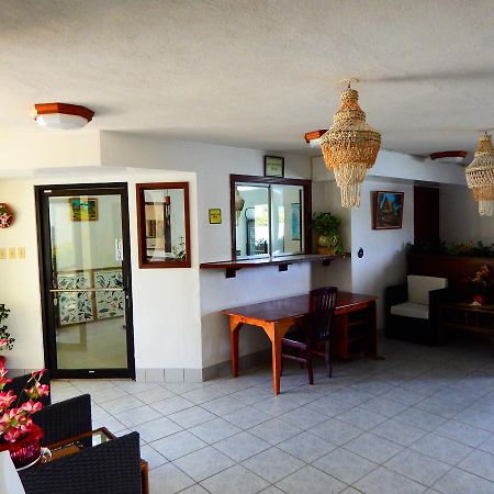 Esa Bay View Hotel Colonia エクステリア 写真